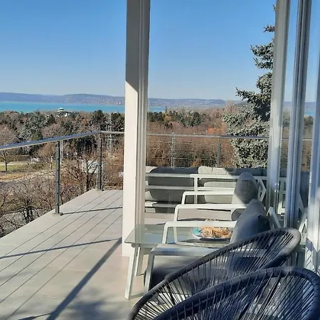 Villa Mirador Balaton Panorama & Jacuzzi