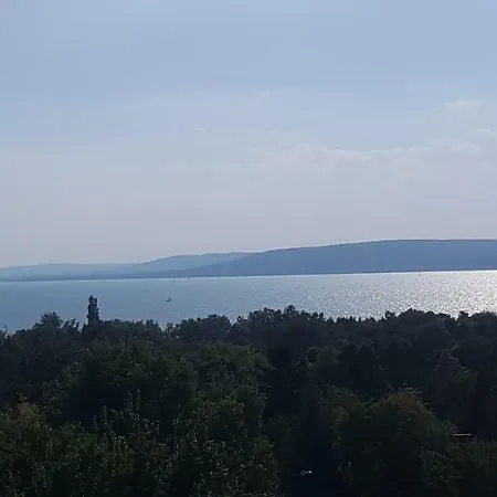 Mirador Balaton Panorama & Jacuzzi * Balatonakarattya