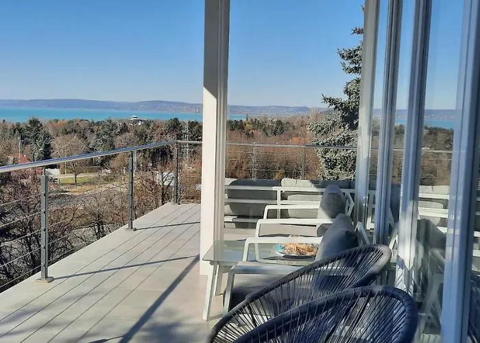 וילה Mirador Balaton Design