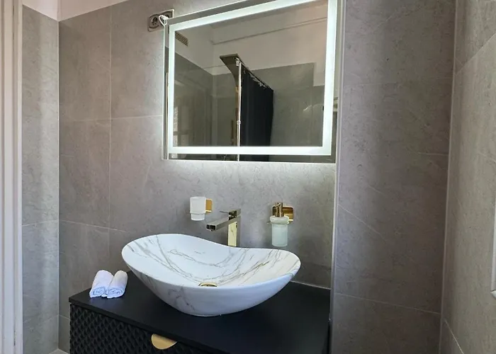 Mirador Balaton Design *